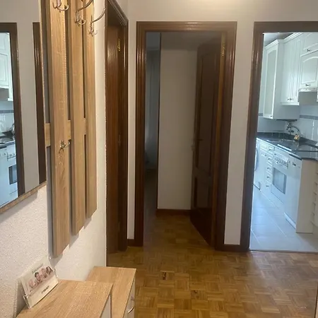 Precioso Apartamento Con Aparcamiento Gratuito 아파트 *
